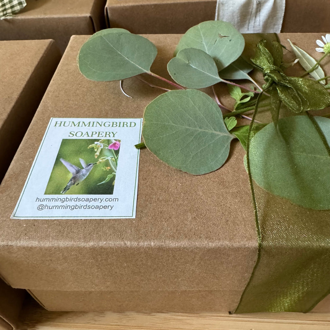 "celebrating apples" gift box